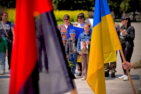 Дзвін памʼяті за полеглими Героями лунав в Одесі (фото) Дзвін памʼяті за полеглими Героями лунав в Одесі (фото)