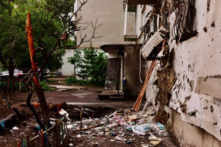 В Одесі триває ліквідація наслідків нічних атак ворога ( фоторепортаж, відео) В Одесі триває ліквідація наслідків нічних атак ворога ( фоторепортаж, відео)