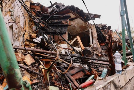В Одесі триває ліквідація наслідків нічних атак ворога ( фоторепортаж, відео) В Одесі триває ліквідація наслідків нічних атак ворога ( фоторепортаж, відео)
