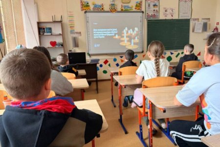 Освітяни Одеси вшанували пам’ять дітей, чиї життя забрала війна (фото)