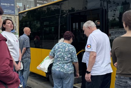 Амбасадори безбар’єрності перевірили роботу соціального маршруту С3 в Одесі (фото, відео)