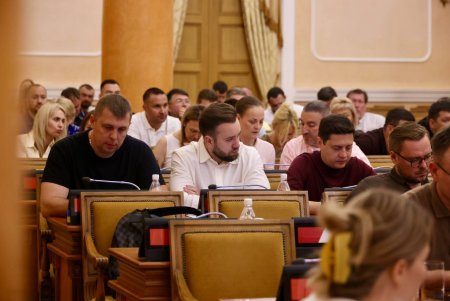 В Одесі планують масштабне оновлення комунальної техніки (фото) В Одесі планують масштабне оновлення комунальної техніки (фото)