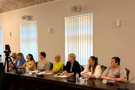 Одещина та Львівщина обмінялися досвідом у сфері захисту дітей і підтримки сімей (фото) Одещина та Львівщина обмінялися досвідом у сфері захисту дітей і підтримки сімей (фото)