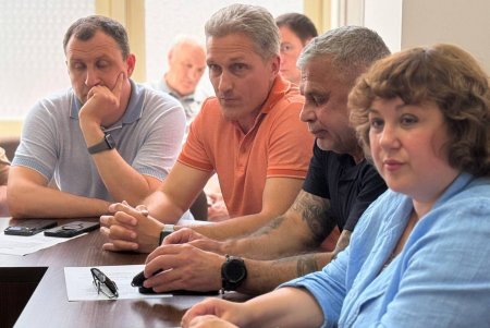Відбулося робоче засідання Ради політичної партії «Довіряй ділам» (фото)