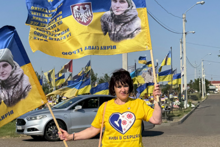 У День Конституції в Одесі відбувся автопробіг пам’яті (фото)