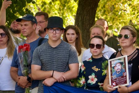 В Одесі пролунав Дзвін памʼяті за полеглими героями (фото) В Одесі пролунав Дзвін памʼяті за полеглими героями (фото)