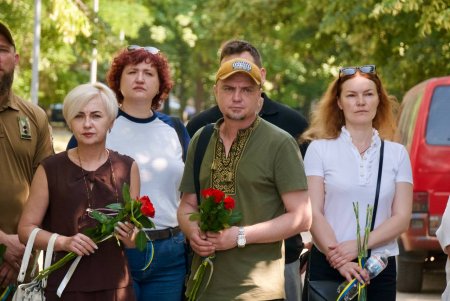 В Одесі пролунав Дзвін памʼяті за полеглими героями (фото) В Одесі пролунав Дзвін памʼяті за полеглими героями (фото)