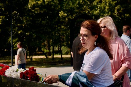 В Одесі пролунав Дзвін памʼяті за полеглими героями (фото) В Одесі пролунав Дзвін памʼяті за полеглими героями (фото)