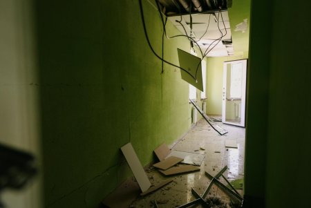 Тривають роботи з ліквідації наслідків ранкової атаки (фоторепортаж)