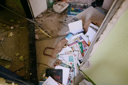 Тривають роботи з ліквідації наслідків ранкової атаки (фоторепортаж)