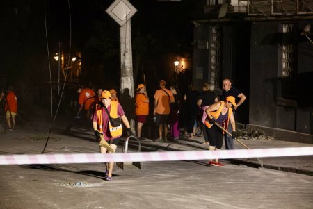Ворог знову атакував Одесу ракетами (фото, відео)