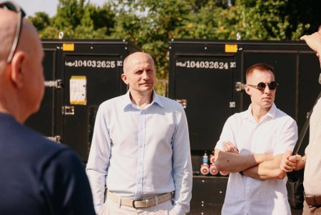 Одеса отримала потужні генератори від Швейцарії та готується до опалювального сезону (фото) Одеса отримала потужні генератори від Швейцарії та готується до опалювального сезону (фото)