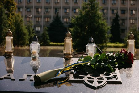 Одеса вшановує пам'ять загиблих у полоні захисників (фото)