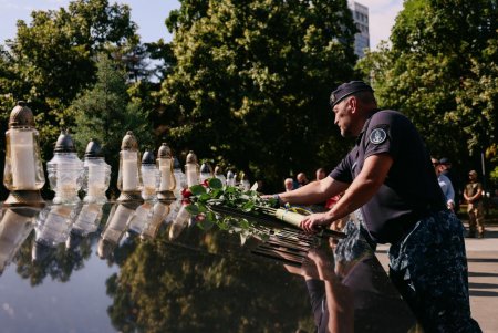 Одеса вшановує пам'ять загиблих у полоні захисників (фото)