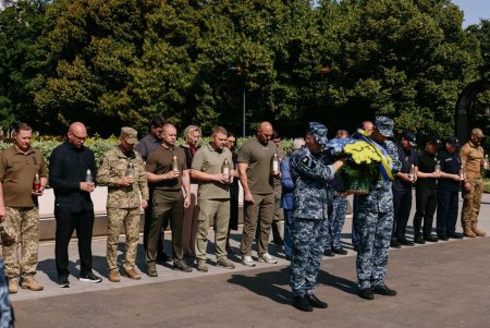 Одеса вшановує пам'ять загиблих у полоні захисників (фото)