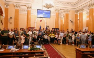 87 одеських родин Захисників отримали сертифікати на нове житло (фото)