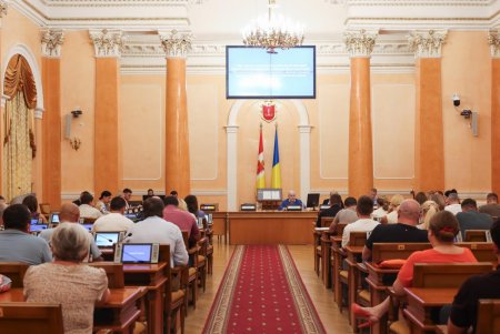 В одеських школах запровадять гарячі обіди замість сніданків (фото) В одеських школах запровадять гарячі обіди замість сніданків (фото)