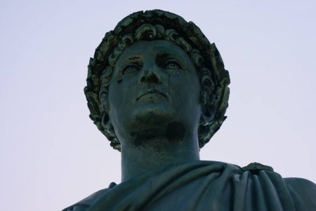 Пам’ятник Дюку де Рішельє обстежили після зняття захисту (фото, відео) Пам’ятник Дюку де Рішельє обстежили після зняття захисту (фото, відео)