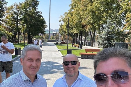 Олег Етнарович провів робочі зустрічі у Харкові в День міста