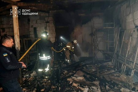 Одещина знову під масованою ракетно-дроновою атакою: є пошкодження та пожежі (фото)