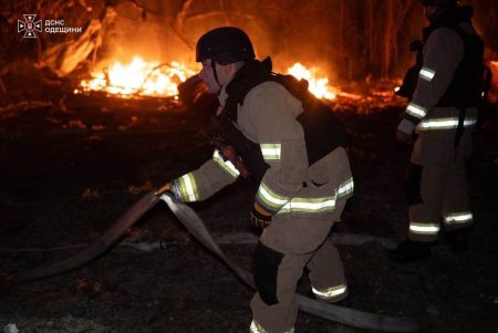 Тревожна ніч: вперше з початку повномасштабного вторгнення під час обстрілу  по Одесі були застосовані авіаційні бомби