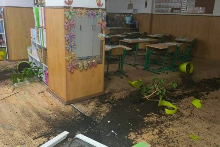 Внаслідок ворожої атаки в Одесі пошкоджено заклади освіти (фото) Внаслідок ворожої атаки в Одесі пошкоджено заклади освіти (фото)