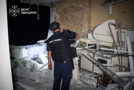 Вночі ворог знову атакував Одесу. Є постраждалі (фото)