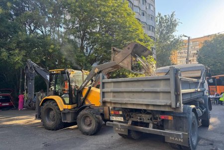 В Одесі внаслідок атаки зруйновано квартири у багатоповерхівці (фото)