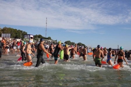 На пляжі «Отрада» відбувся заключний заплив на відкритій воді Odesa Sea Swim (фото)