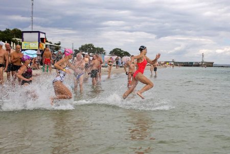 На пляжі «Отрада» відбувся заключний заплив на відкритій воді Odesa Sea Swim (фото)