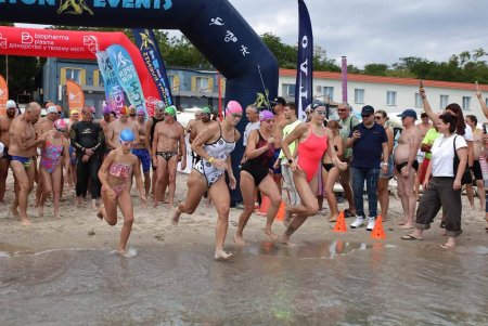 На пляжі «Отрада» відбувся заключний заплив на відкритій воді Odesa Sea Swim (фото)