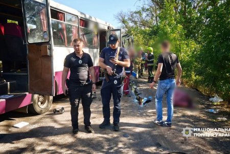 На Одещині зіткнулися два автобуси: загинули дві жінки, серед постраждалих — п’ятеро дітей