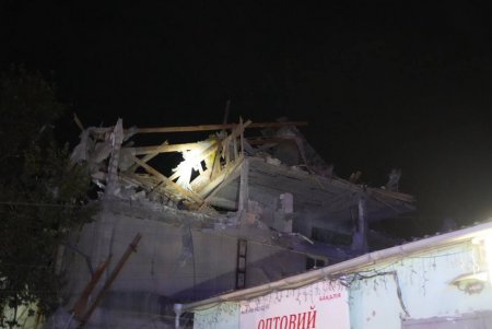 Одещина майже всю ніч перебувала під масованою російською атакою: є постраждалі та руйнування