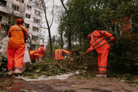 Одеса оговтується після масованої атаки 13 вересня (фото, відео) Одеса оговтується після масованої атаки 13 вересня (фото, відео)