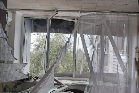 В Одесі через ворожу атаку пошкоджено консультативно-діагностичний центр (фото)