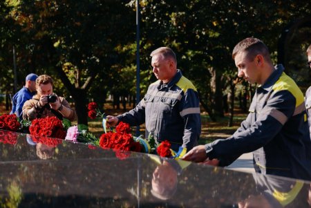 В Одесі пролунав меморіальний Дзвін пам’яті на честь полеглих захисників і захисниць (фото)