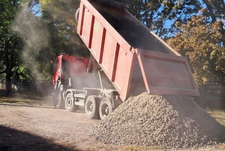 На вул. Євгенія Танцюри в Одесі капітально ремонтують внутрішньоквартальний проїзд (фото)
