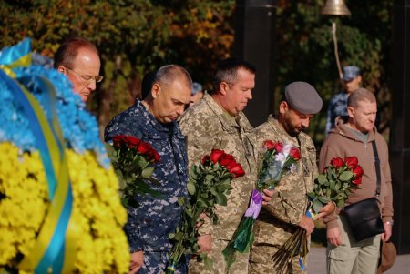 В Одесі вшанували пам’ять полеглих захисників і захисниць України (фото) В Одесі вшанували пам’ять полеглих захисників і захисниць України (фото)