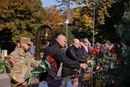 В Одесі вшанували пам’ять полеглих захисників і захисниць України (фото) В Одесі вшанували пам’ять полеглих захисників і захисниць України (фото)