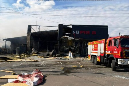 Російський безпілотник атакував супермаркет на Одещині: попередньо, четверо постраждалих