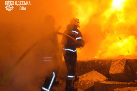 На Одещині внаслідок російських атак постраждали четверо людей: пошкоджено будинки та об’єкти інфраструктури (фото)