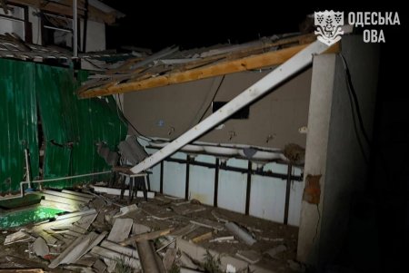 Російські війська атакували Одещину: пошкоджено будинки відпочинку та автомобілі